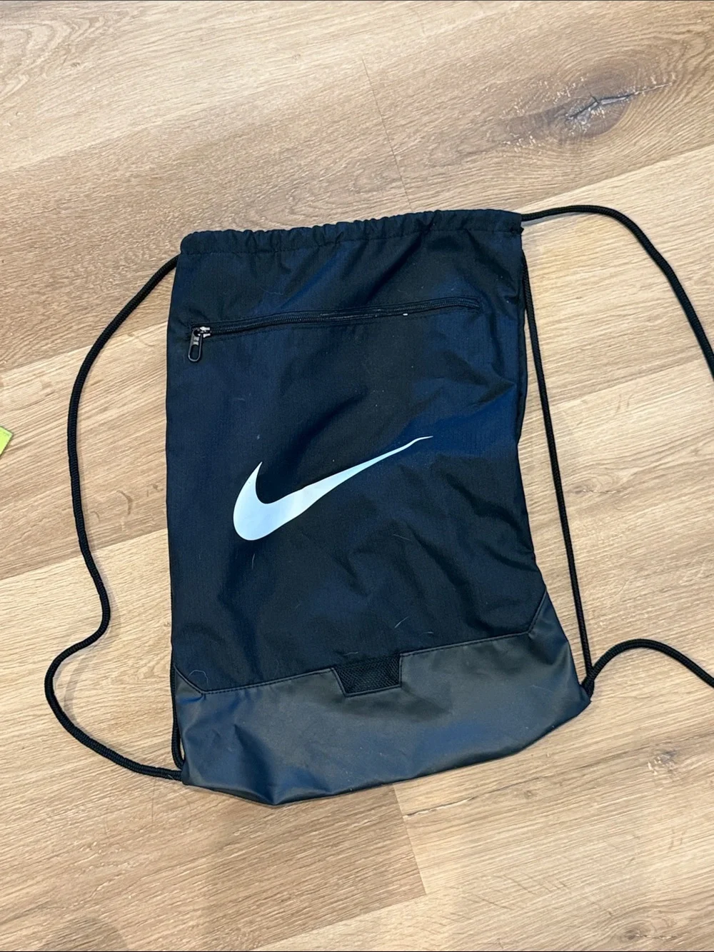 osprey hydration packs for mountain biking Women's Raven 14 Pack Grey Nike Drawstring Bag grey-bags:storm; reflective details Color:Silver / Red Cicada
